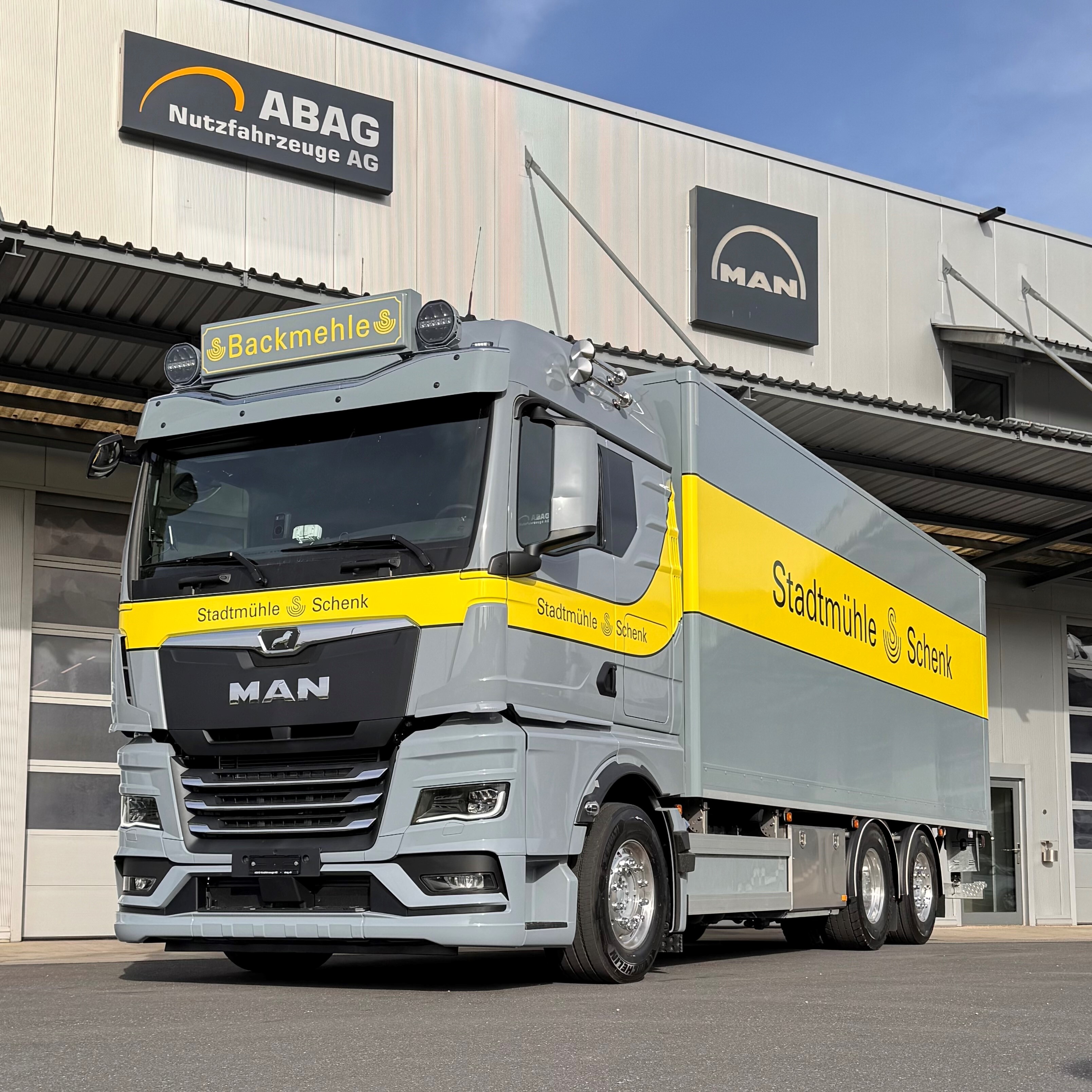 MAN TGX 26.520 6x2-4 LL